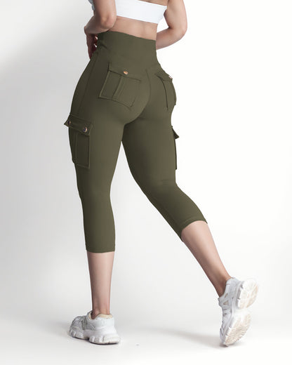 CargoCurve™ - Sculpt Capri Leggings